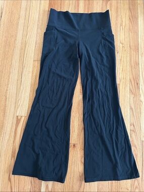 Athleta Salutation Black Wide-Leg Yoga Pants with High Waist and Pockets